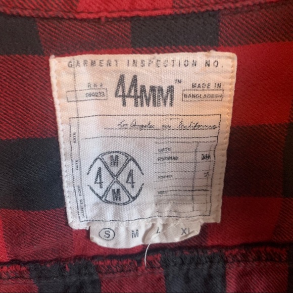 44MM red and black flannel top - Picture 3 of 3